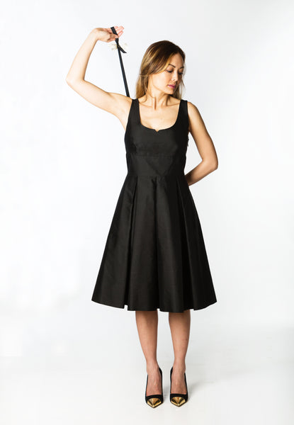 <strong>zip my dress<sup>®</sup></strong> Black ribbon